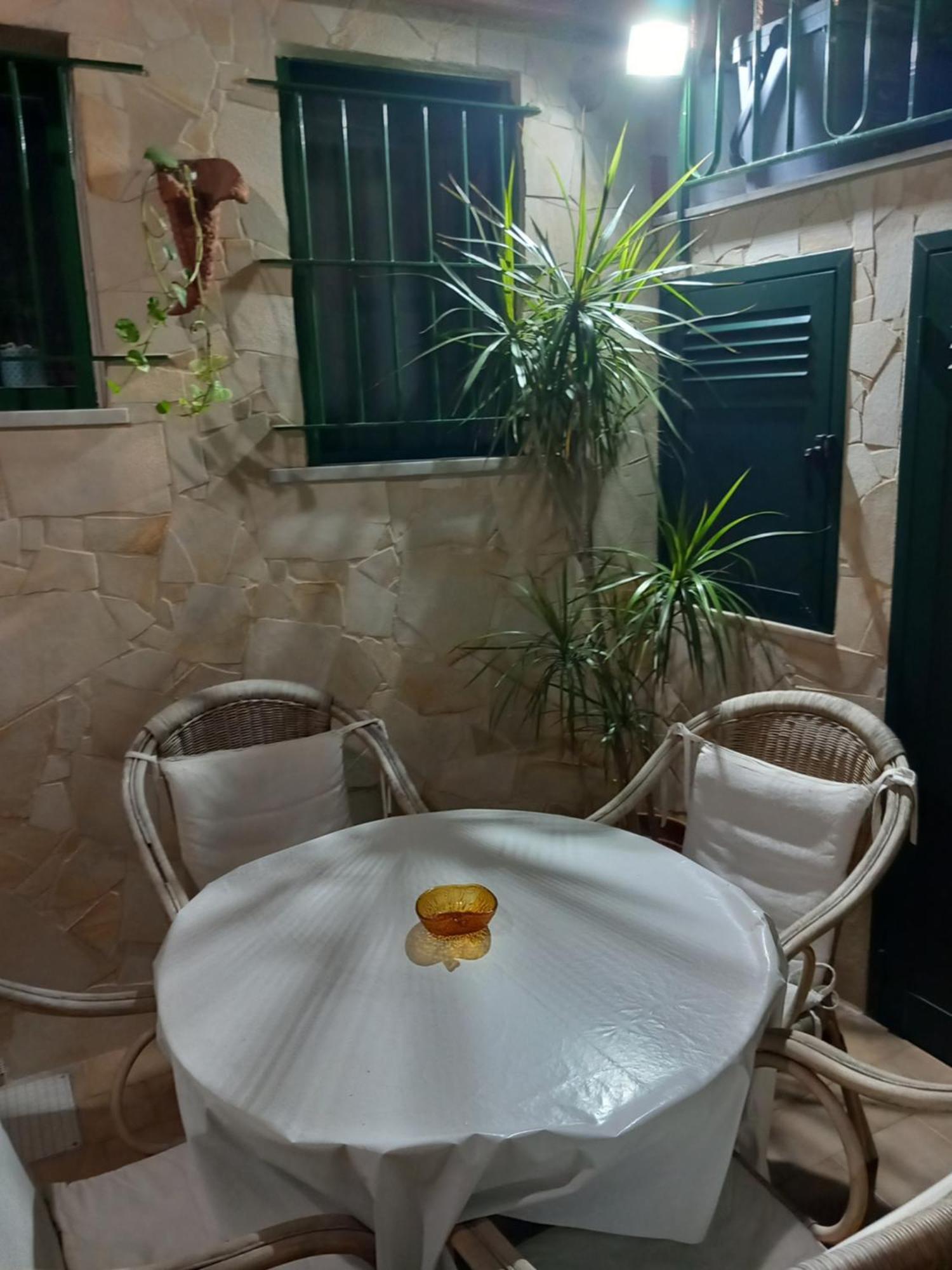 Casa Vacanze Rosa Aci Trezza Ngoại thất bức ảnh